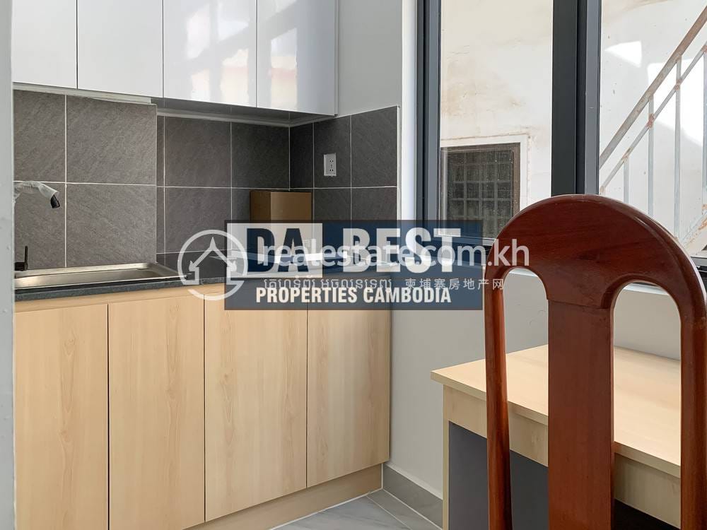 Studio For Rent in Chamkarmon $340