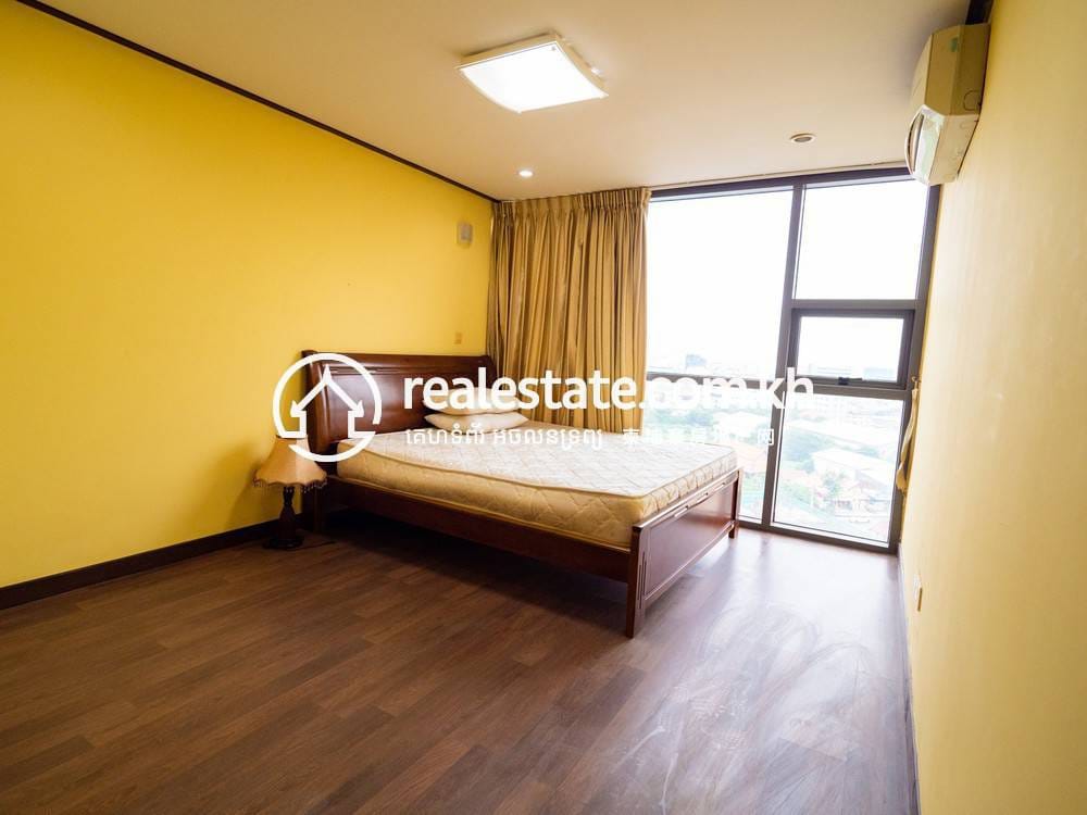 De Castle Diamond Condominium | 已装修公寓出售