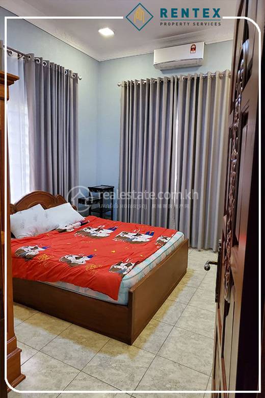 180 sqm Living Size Vila K pronájmu in Toul Kork