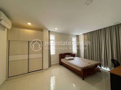 Phnom Penh Thmey别墅出租，位于Phnom Penh Thmey