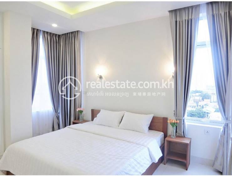 ផ្ទះល្វែង សំរាប់ជួល នៅ Tonle Bassac, Chamkarmon, Phnom Penh