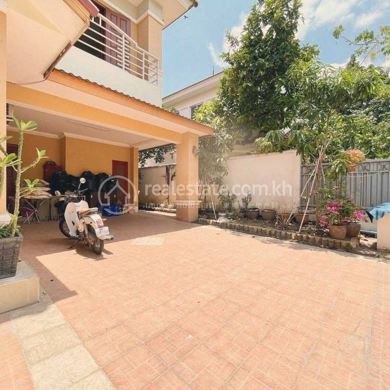 Chamkarmon Villa À louer à Tonle Bassac Chamkarmon $2,600