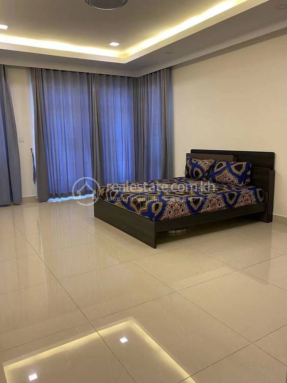 Chbar Ampov别墅出租，价格$6,000