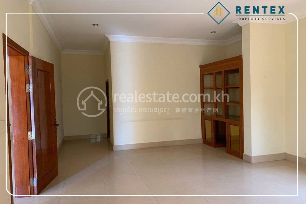 144 sqm Living Size Vila Na prodej in Toul Kork