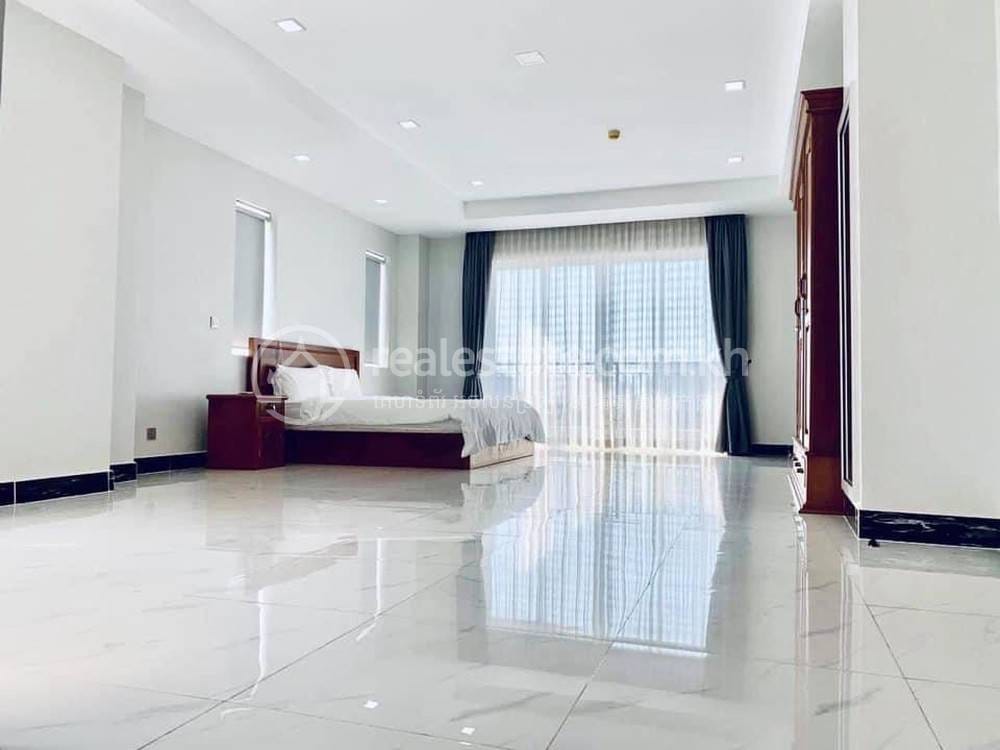 $1,000 Serviced Apartment