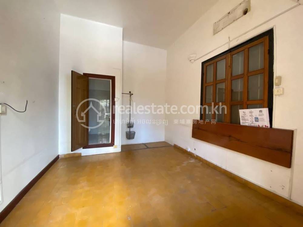 Daun Penh别墅出租，价格$4,200