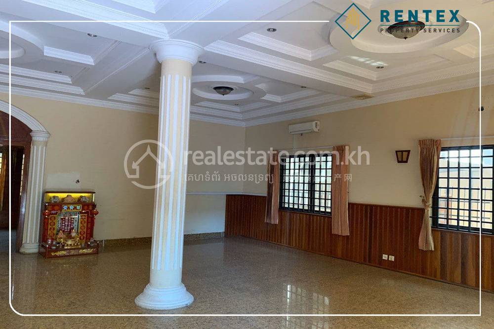 Vila Na prodej with 10 Parking Space
