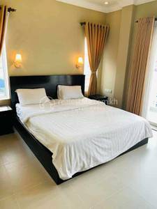 Chamkarmon Condo For Rent in Chamkarmon