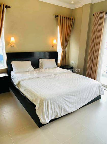 Chamkarmon Condo For Rent in Chamkarmon