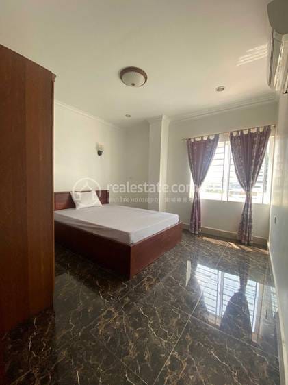 $650 Condo