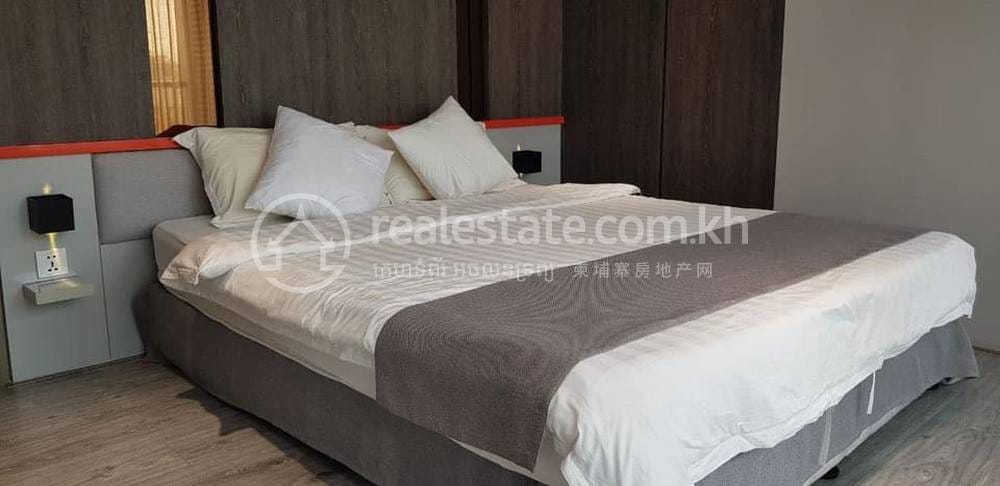 Apartmán se službami K pronájmu in Boeng Keng Kang $800