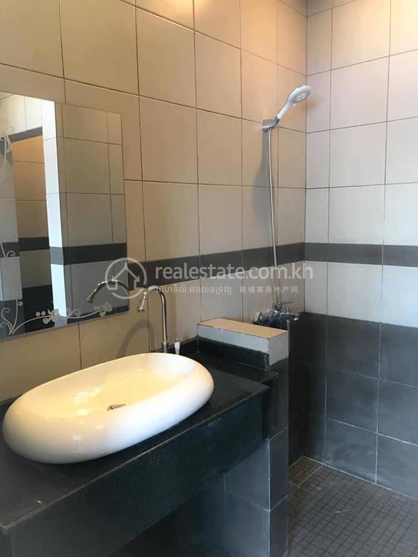 Chamkarmon Apartment For Rent in Chamkarmon