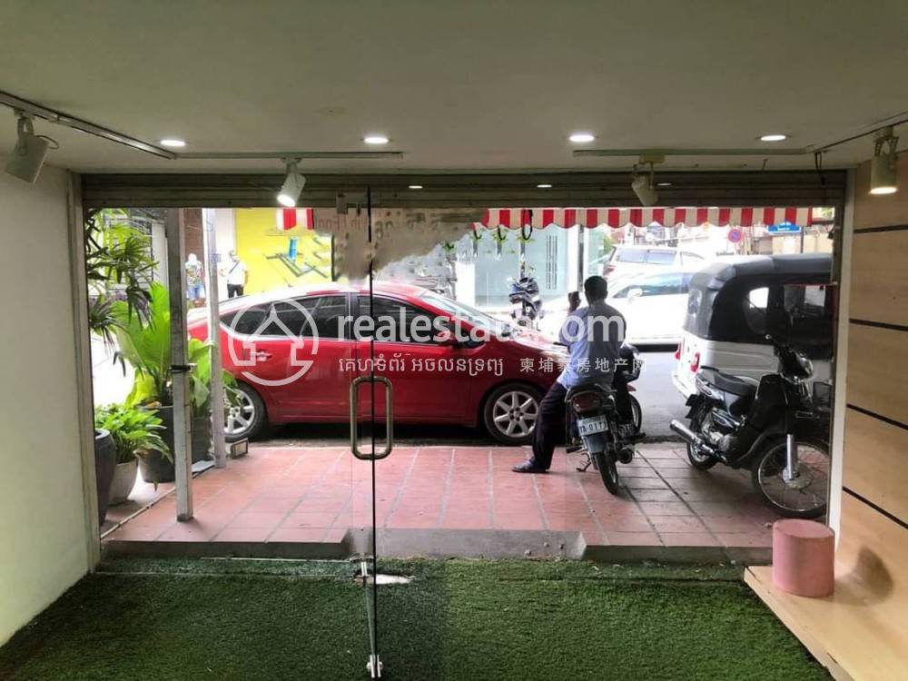 Shophouse For Rent in Boeng Keng Kang $1,000
