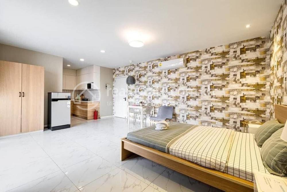 $600 Apartmán se službami