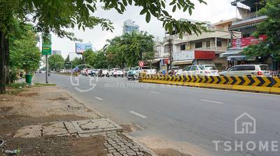   , ទន្លេបាសាក់, ចំការមន, ភ្នំពេញ