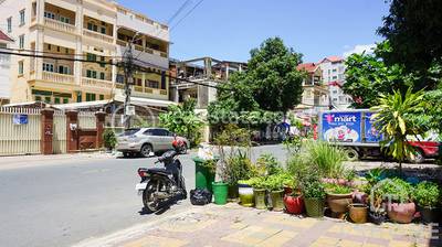   , បឹងកក់១, ទួលគោក, ភ្នំពេញ