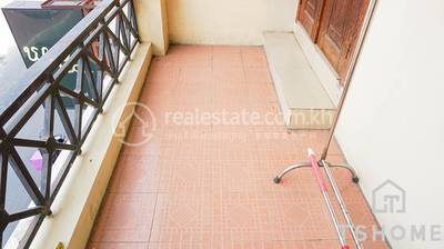  , Chakto Mukh, Daun Penh, พนมเปญ