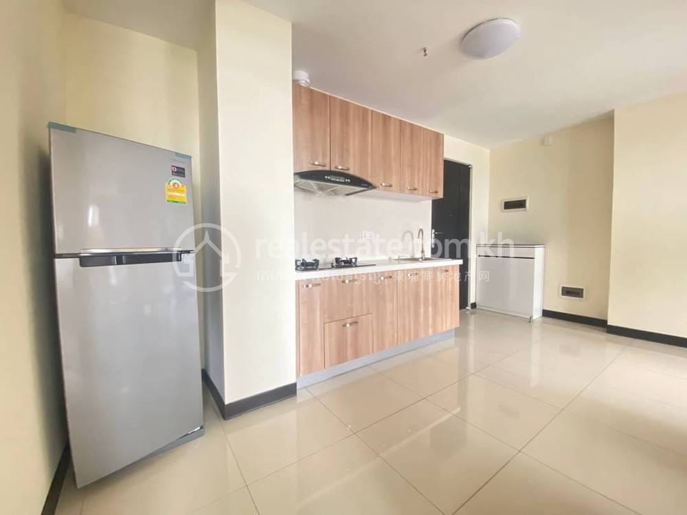 Condo Na wynajem w Chroy Changvar $400