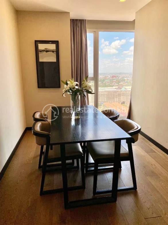 Апартаменты с Обслуживанием Для Аренды in Chamkarmon $2,700