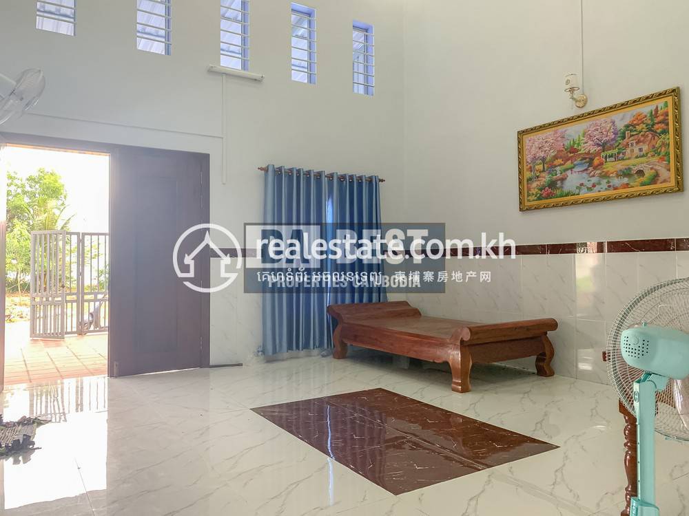 វីឡា សំរាប់ជួល នៅKampot តម្លៃ $350