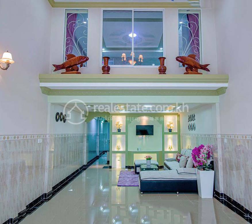 Maison mitoyenne À vendre à Kakab 1, Por Sen Chey, Phnom Penh