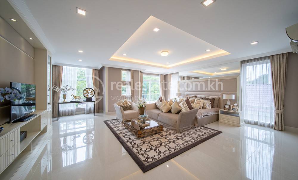 Borey Peng Huoth: The Star Munirah | 252 sqm Living Size Vila Na prodej in Chroy Changvar