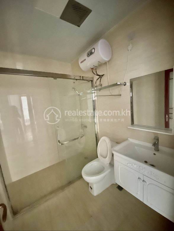 Apartment For Rent in Chamkarmon POA