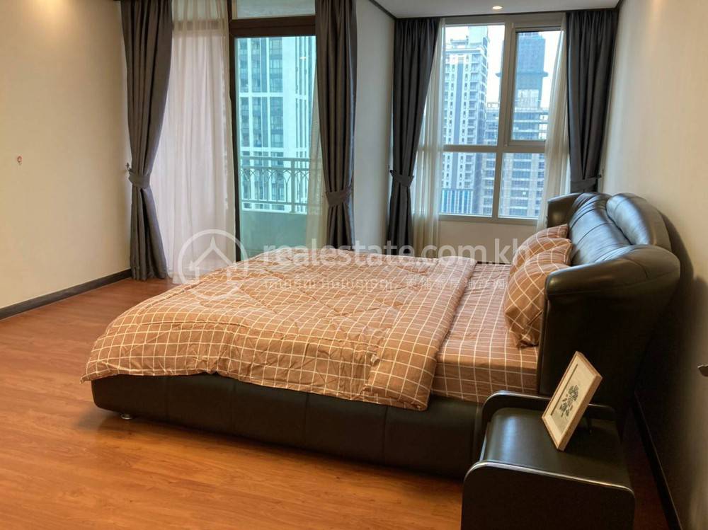 Apartment For Rent in Boeng Keng Kang $2,600