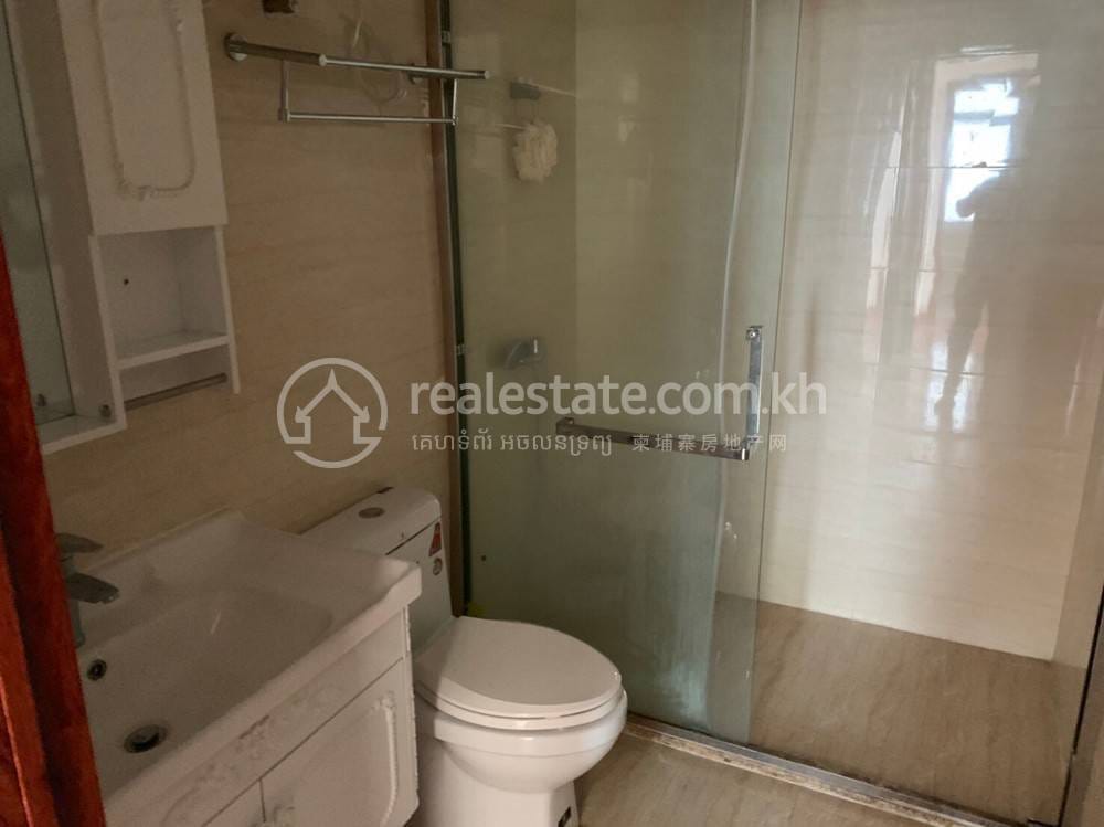Tonle Bassac Condo For Rent in Tonle Bassac
