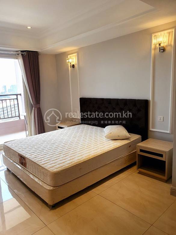 Tonle Bassac Apartment For Rent in Tonle Bassac