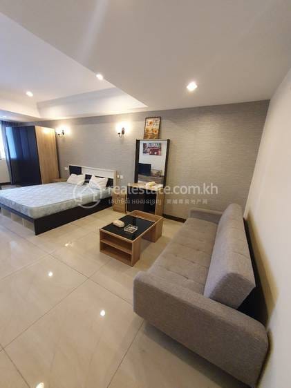Apartment For Rent in Tonle Bassac, Chamkarmon, Phnom Penh