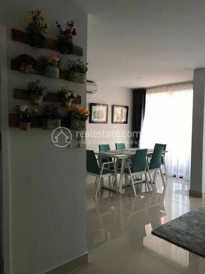 Apartment For Rent in Tonle Bassac, Chamkarmon, Phnom Penh