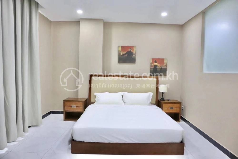 Apartment For Rent in Tonle Bassac, Chamkarmon, Phnom Penh