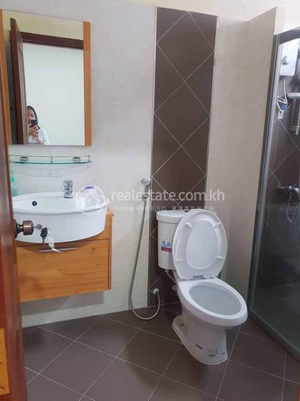 Villa For Rent in Phnom Penh Thmey, Sen Sok, Phnom Penh