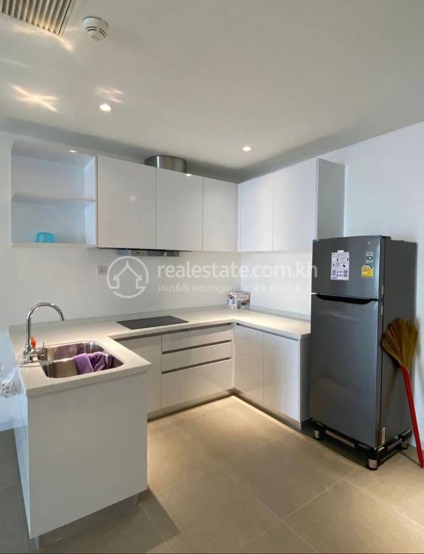Tonle Bassac Apartment For Rent in Tonle Bassac