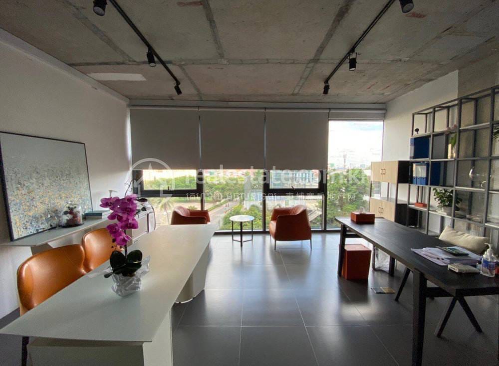 Chamkarmon อาคารสำนักงาน สำหรับเช่า ใน Tonle Bassac Chamkarmon POA