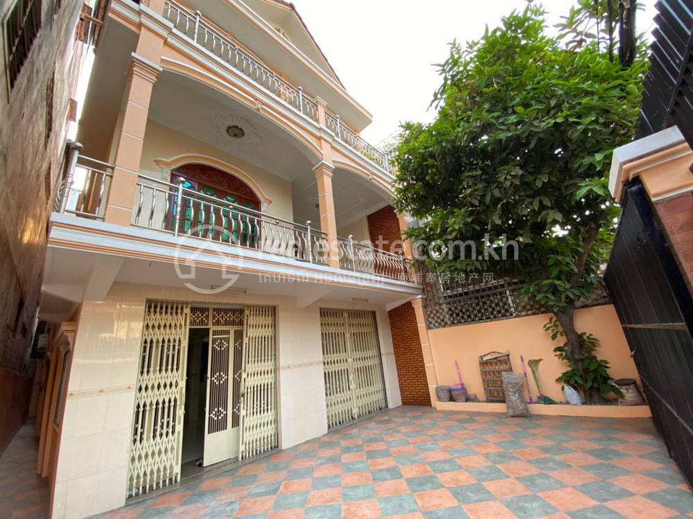 Furnished Shophouse For Rent