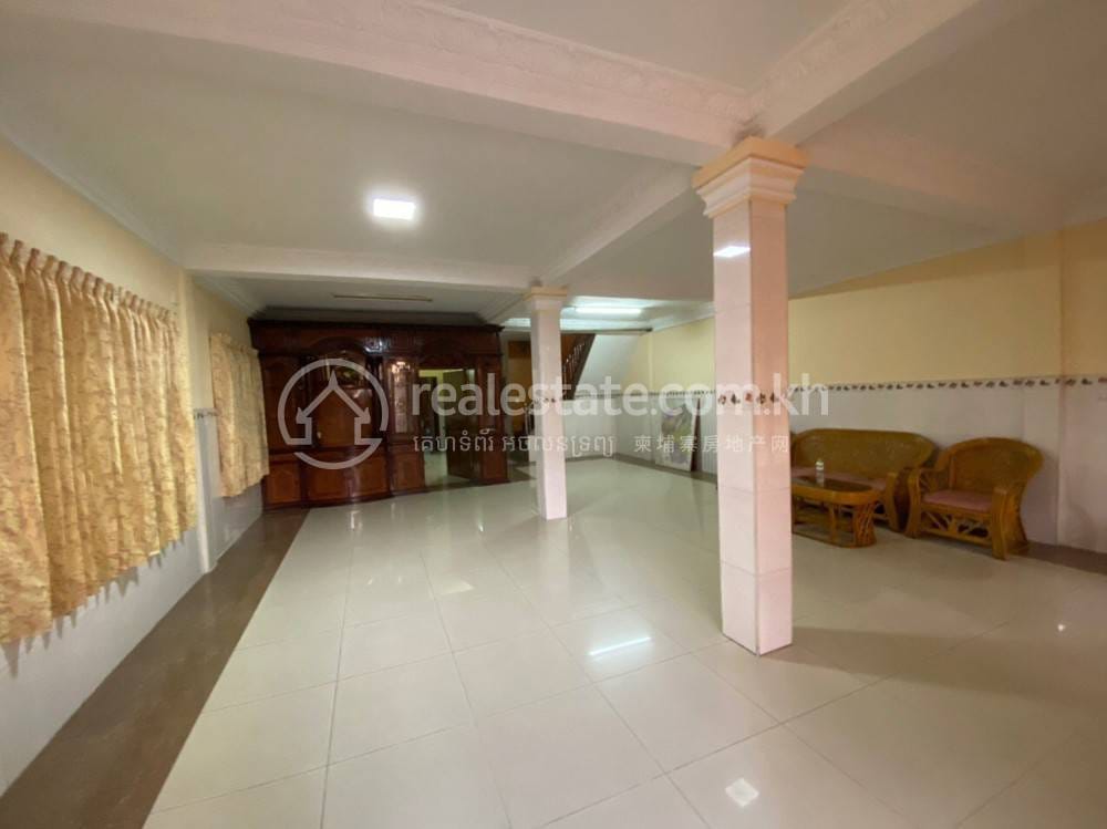 Shophouse For Rent in Boeng Keng Kang $2,500