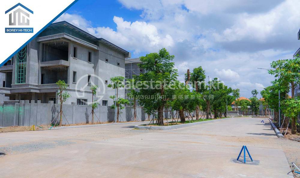 Borey Hi Tech The Premium | Vila Na prodej in Preaek Thmei, Chbar Ampov, Phnom Penh