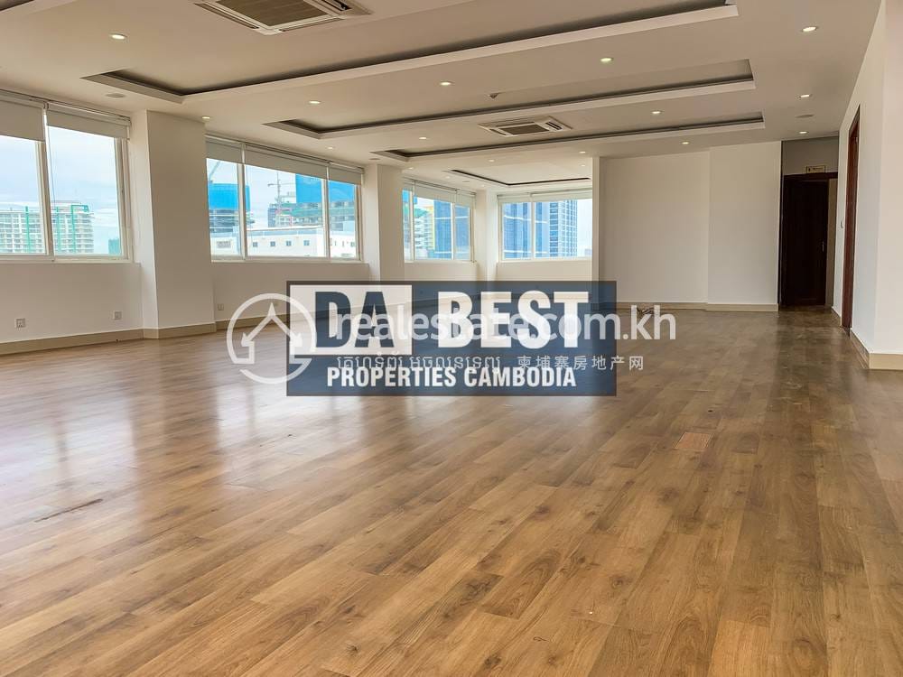 Bureaux À louer à 7 Makara $1,850