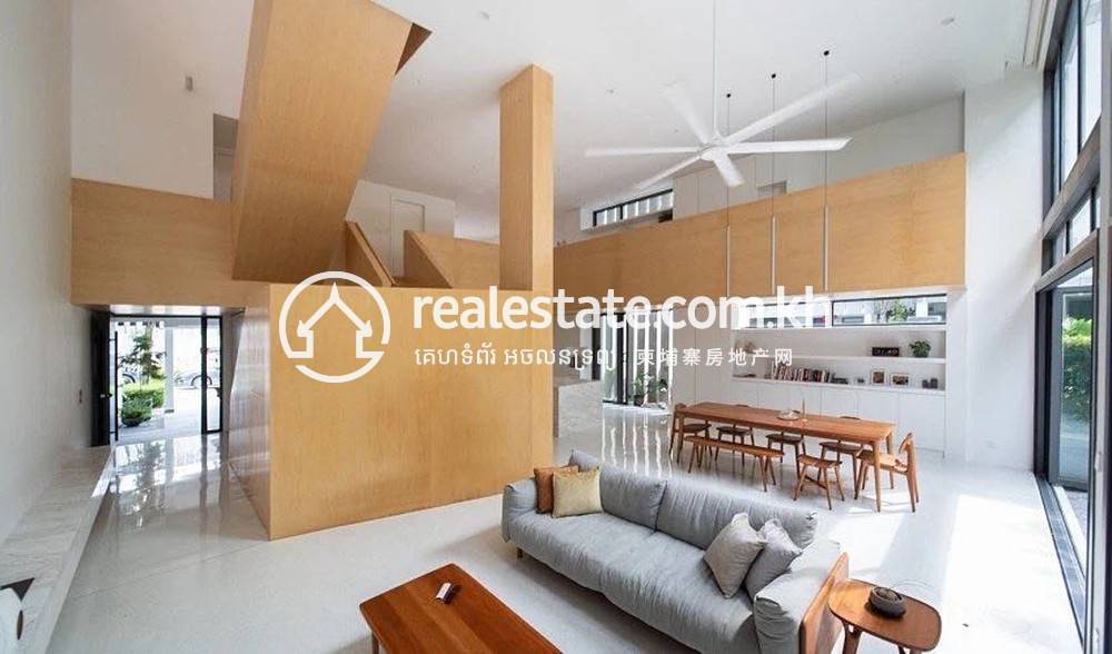 带2个停车位的别墅For Sale & Rent