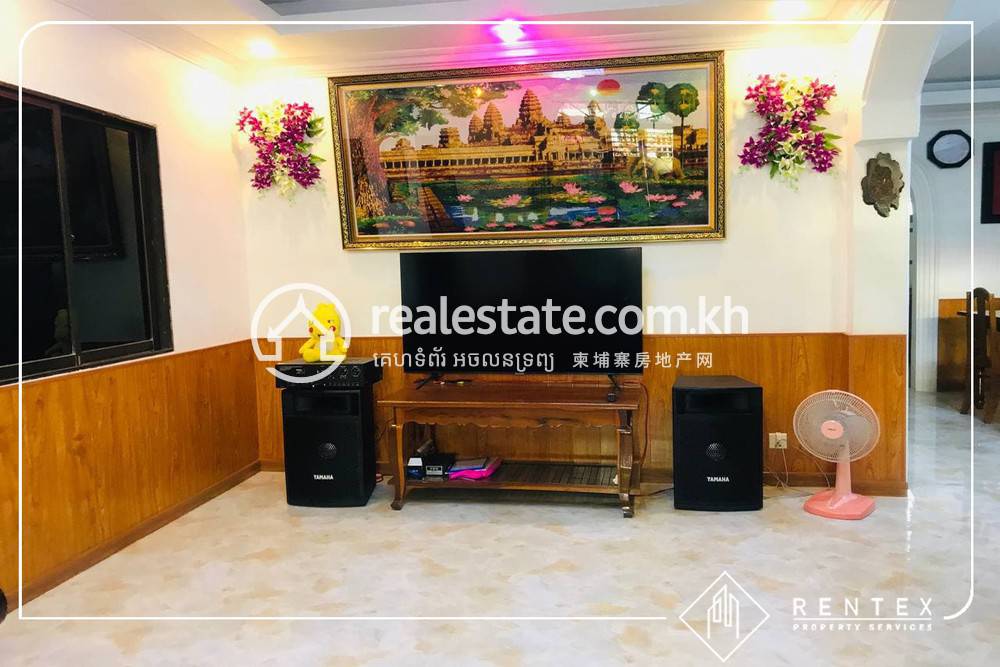 Villa À louer à Chamkarmon $850