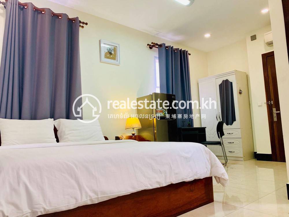 Apartament z obsługą Na wynajem o powierzchni mieszkalnej 95 m² w Boeng Keng Kang