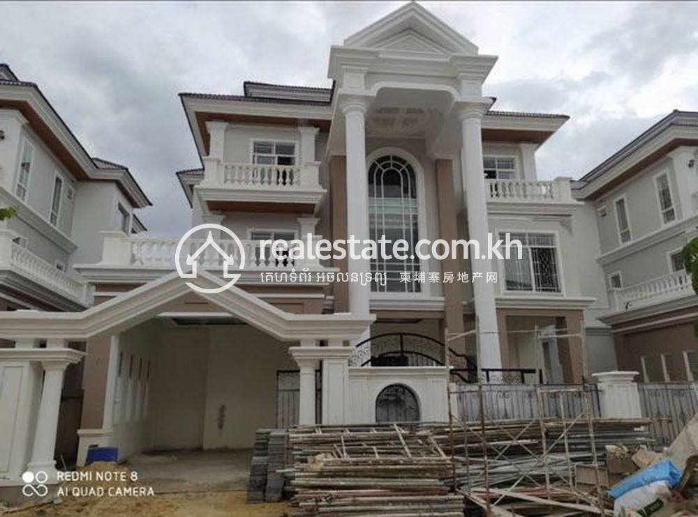 residential Villa for sale in Nirouth ID 176468