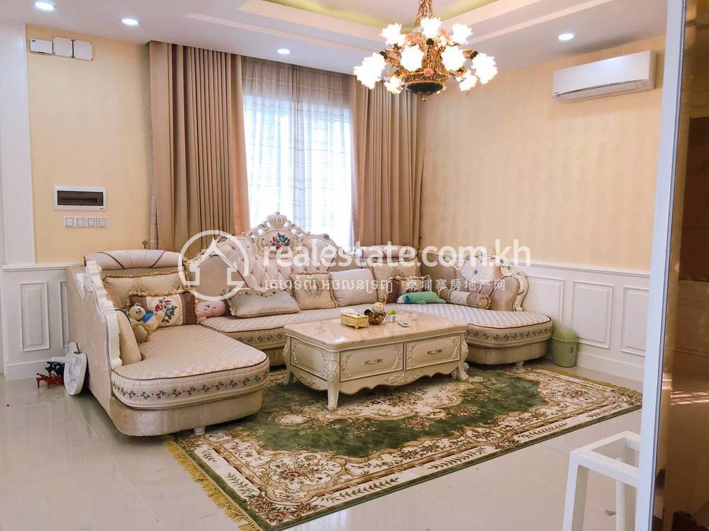 Chbar Ampov别墅出租，价格$6,000