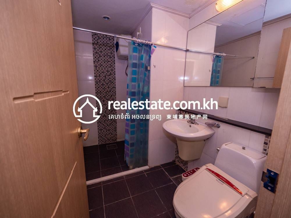 De Castle Diamond Condominium | Boeng Kak 2 Boeng Kak 2에 있는 콘도 For Sale & Rent