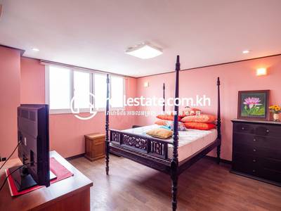 De Castle Diamond Condominium