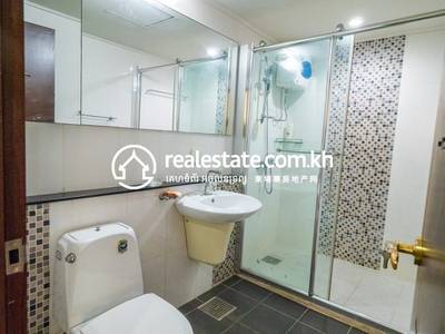 De Castle Diamond Condominium