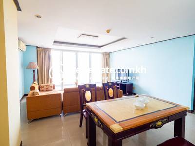 De Castle Diamond Condominium