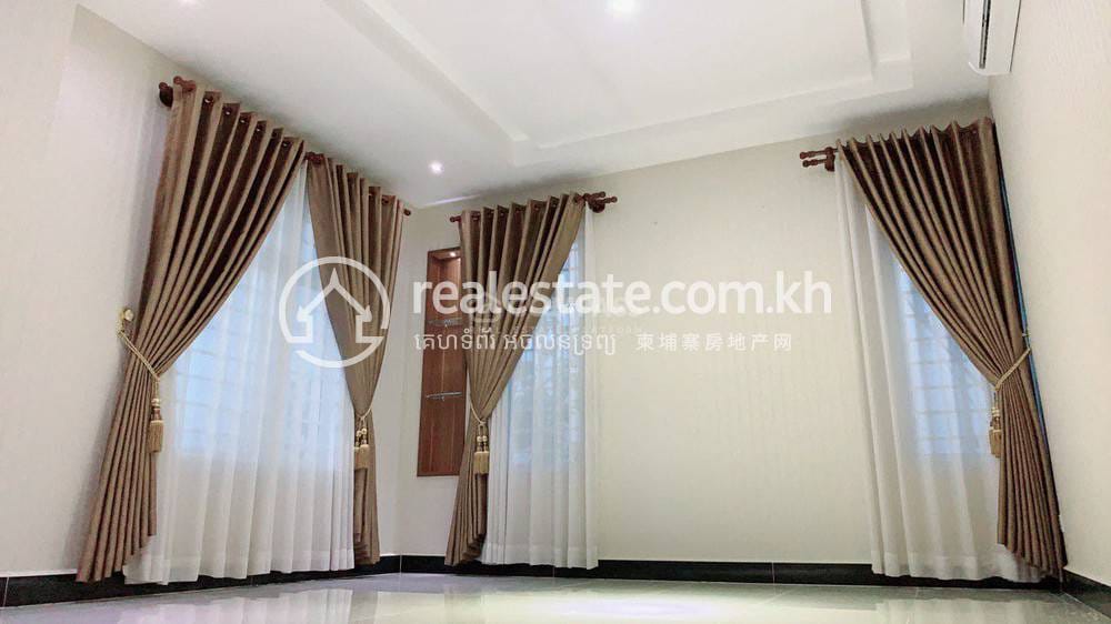 Russey Keo វីឡា សំរាប់ជួល នៅRussey Keo